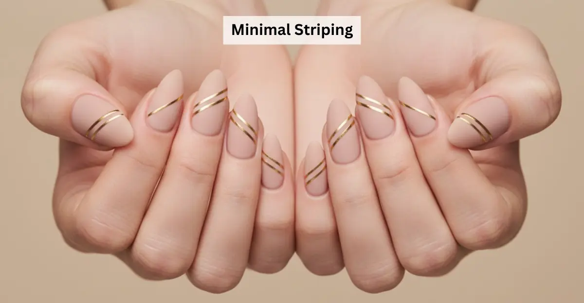 Minimal Striping (Summer Nail)