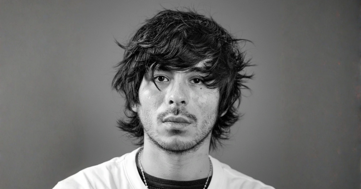 Textured Shaggy Men's Haircut