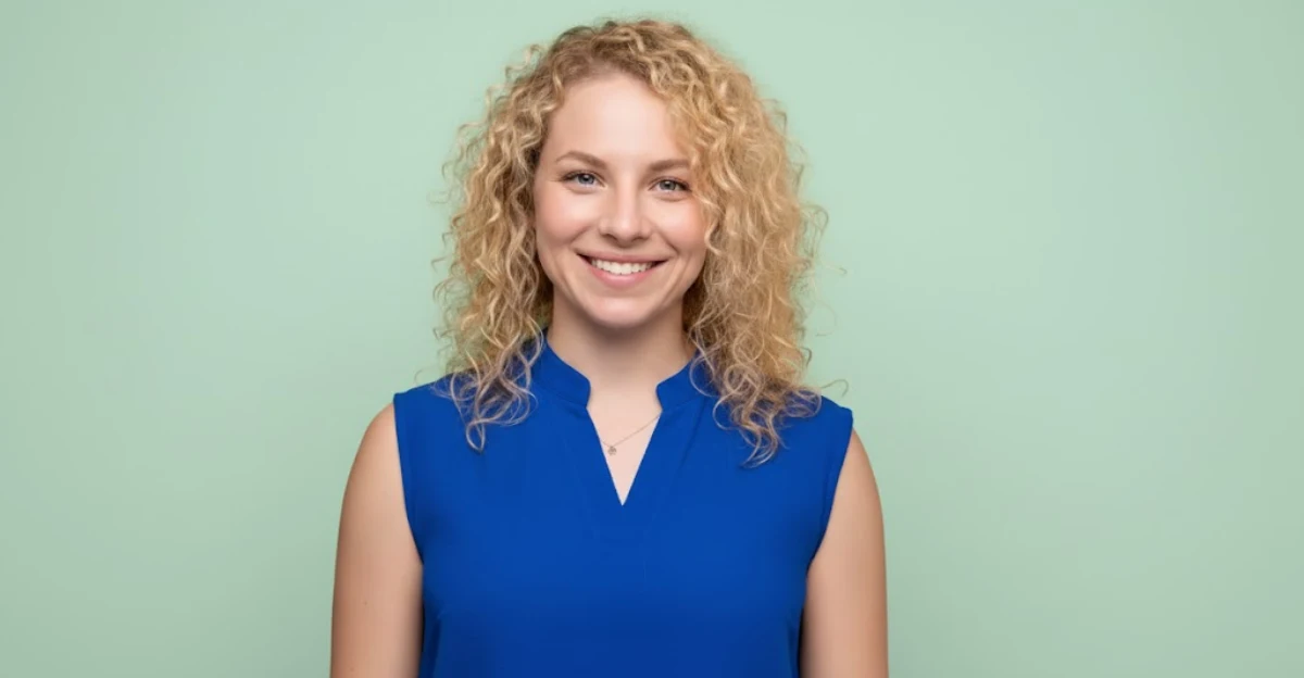 Curly Blonde Moment